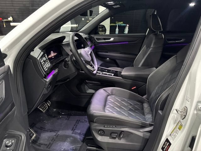 2026 Volkswagen Atlas Cross Sport SEL Premium R-Line