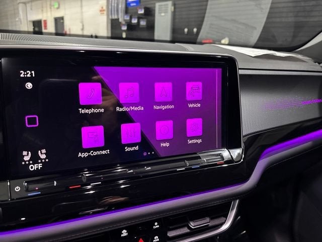 2026 Volkswagen Atlas Cross Sport SEL Premium R-Line