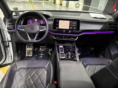 2026 Volkswagen Atlas Cross Sport SEL Premium R-Line
