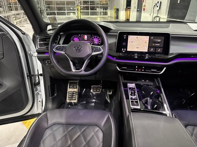 2026 Volkswagen Atlas Cross Sport SEL Premium R-Line