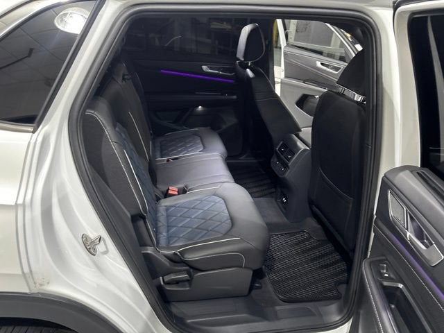 2026 Volkswagen Atlas Cross Sport SEL Premium R-Line