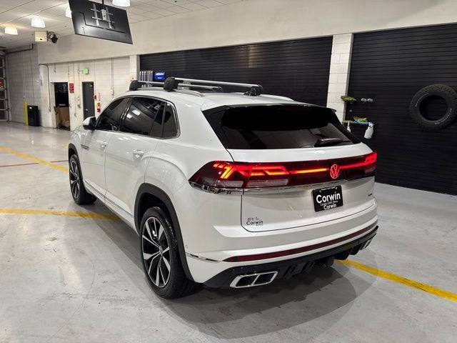 2026 Volkswagen Atlas Cross Sport SEL Premium R-Line