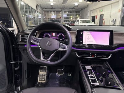 2025 Volkswagen Atlas 2.0T SEL Premium R-Line