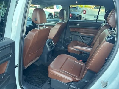 2023 Volkswagen Atlas 3.6L V6 SEL R-Line Black