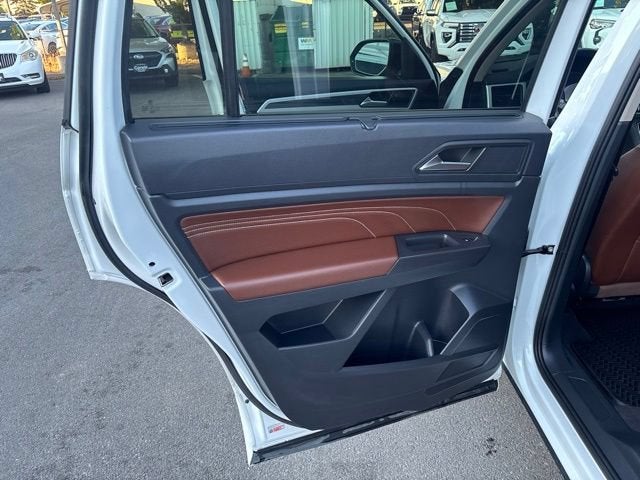 2023 Volkswagen Atlas 3.6L V6 SEL R-Line Black