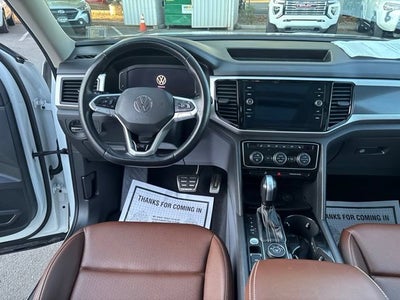 2023 Volkswagen Atlas 3.6L V6 SEL R-Line Black