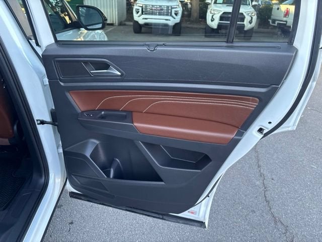 2023 Volkswagen Atlas 3.6L V6 SEL R-Line Black