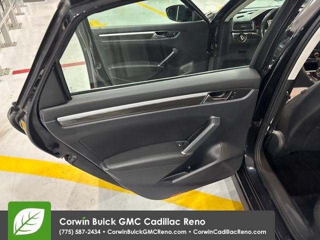 2017 Volkswagen Passat 1.8T SE