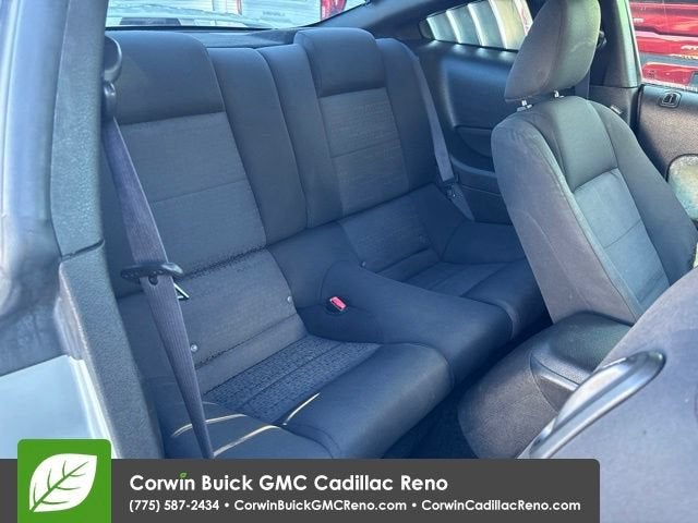 2006 Ford Mustang Standard