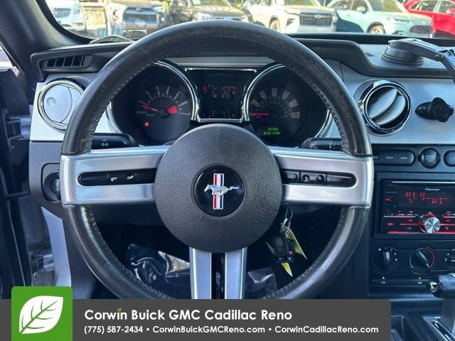 2006 Ford Mustang Standard