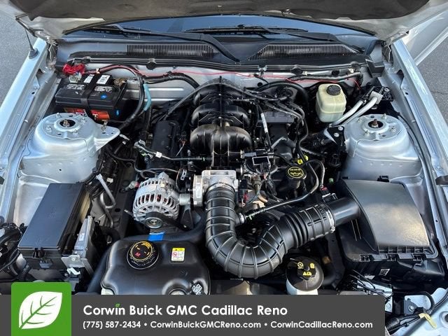 2006 Ford Mustang Standard