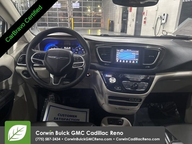 2021 Chrysler Voyager LXI