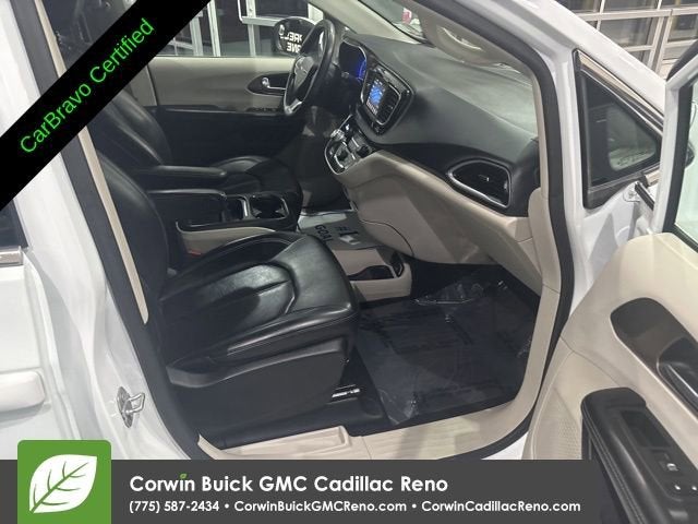 2021 Chrysler Voyager LXI