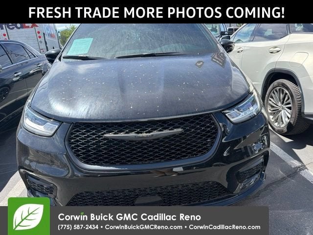 2026 Chrysler Pacifica Select AWD