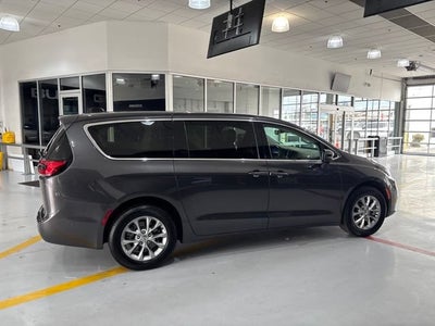 2023 Chrysler Pacifica Touring L AWD
