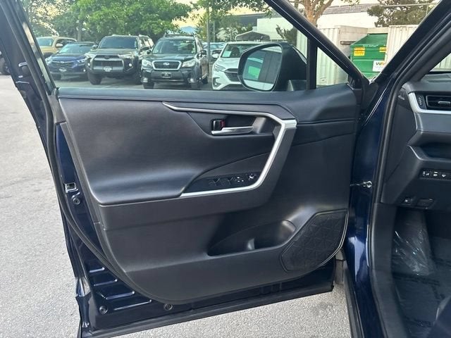 2020 Toyota RAV4 Hybrid XSE