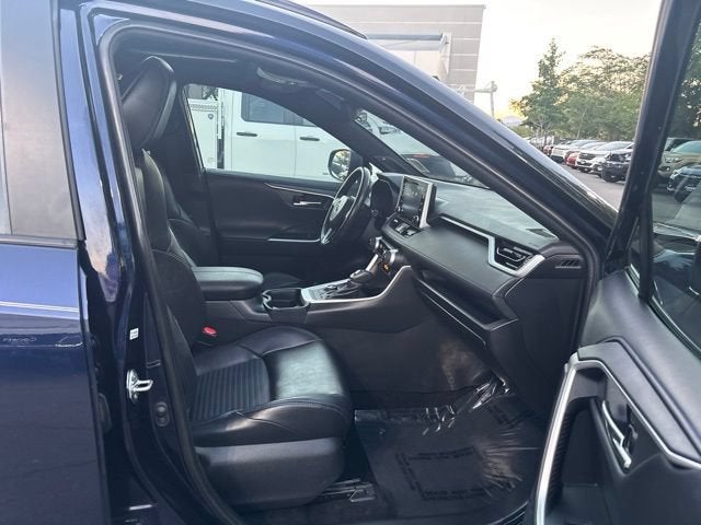 2020 Toyota RAV4 Hybrid XSE
