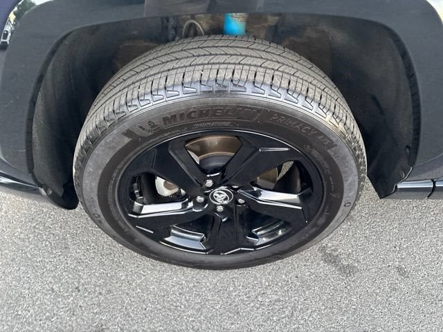 2020 Toyota RAV4 Hybrid XSE