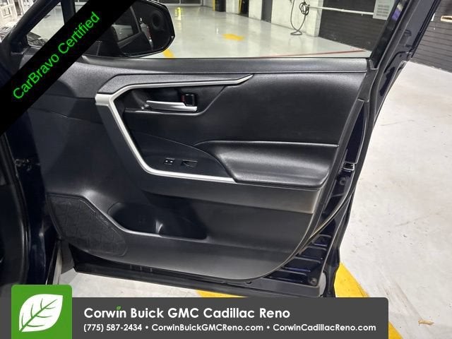 2019 Toyota RAV4 Hybrid XLE