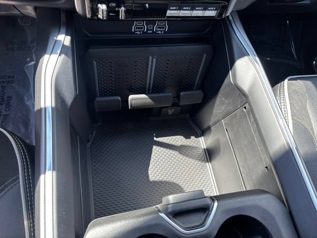 2025 RAM 2500 Laramie Mega Cab 4x4 6'4" Box