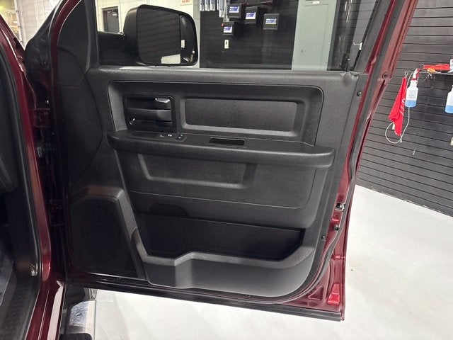 2022 RAM 2500 Tradesman Crew Cab 4x4 6'4" Box