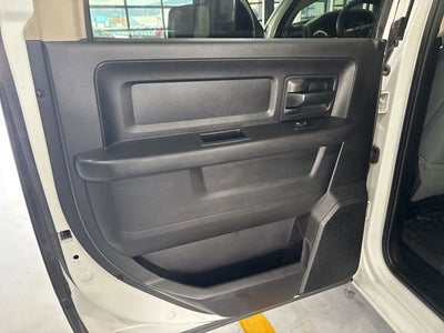 2017 RAM 2500 Tradesman Crew Cab 4x4 6'4" Box