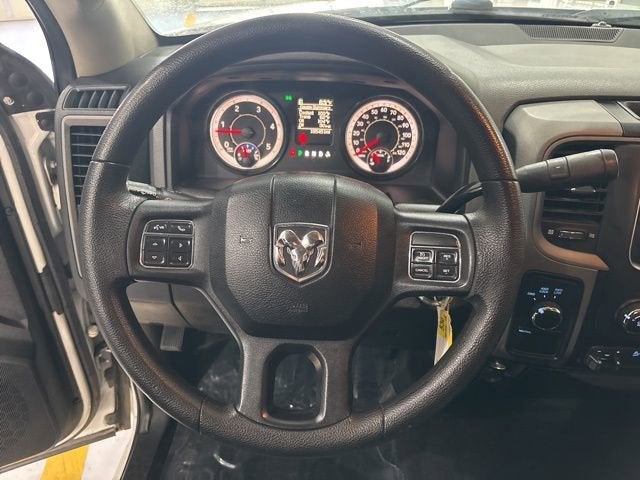 2017 RAM 2500 Tradesman Crew Cab 4x4 6'4" Box