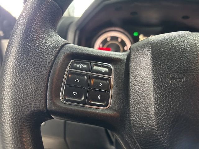 2017 RAM 2500 Tradesman Crew Cab 4x4 6'4" Box
