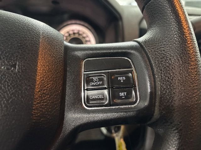 2017 RAM 2500 Tradesman Crew Cab 4x4 6'4" Box