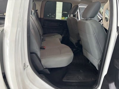 2017 RAM 2500 Tradesman Crew Cab 4x4 6'4" Box