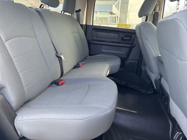 2018 RAM 2500 Tradesman Crew Cab 4x4 6'4" Box