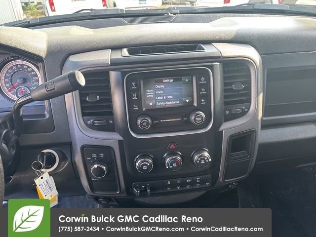 2017 RAM 2500 Tradesman Crew Cab 4x4 6'4" Box