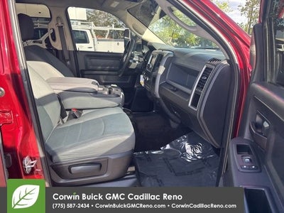 2017 RAM 2500 Tradesman Crew Cab 4x4 6'4" Box