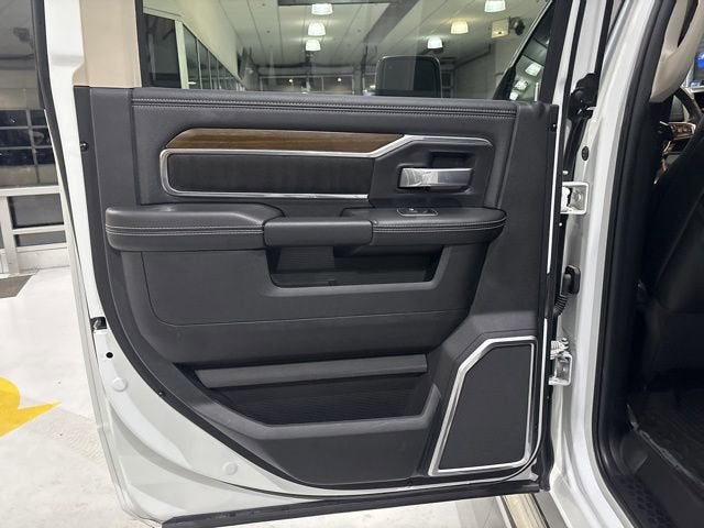 2024 RAM 2500 Laramie Crew Cab 4x4 6'4" Box