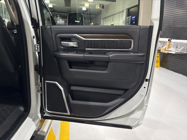 2024 RAM 2500 Laramie Crew Cab 4x4 6'4" Box