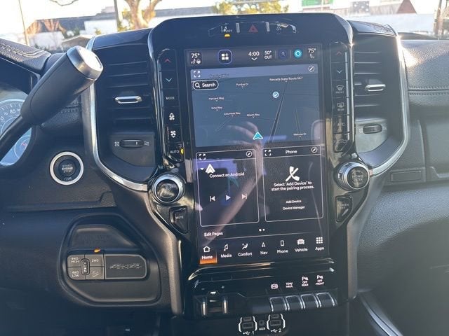 2022 RAM 2500 Laramie Crew Cab 4x4 6'4" Box