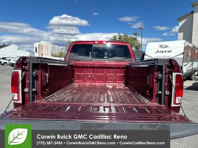 2017 RAM 2500 Laramie Crew Cab 4x4 6'4" Box