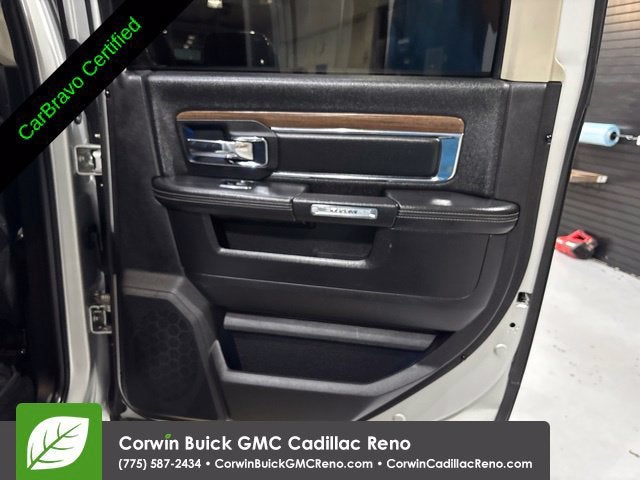 2017 RAM 2500 Laramie Crew Cab 4x4 6'4" Box
