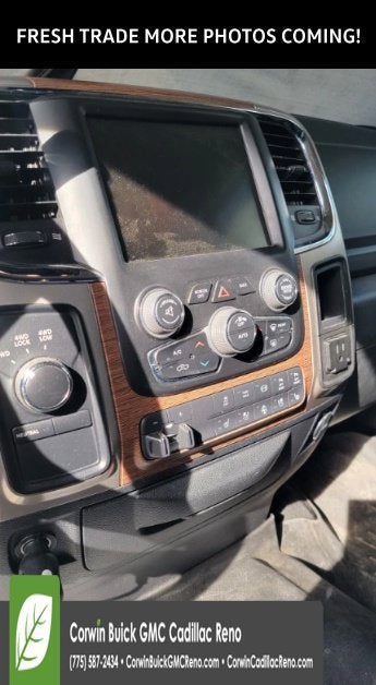 2017 RAM 2500 Laramie Crew Cab 4x4 6'4" Box
