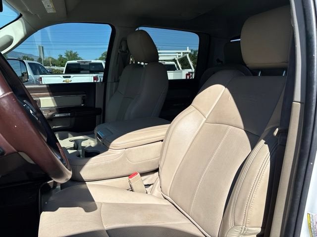 2018 RAM 2500 Laramie Crew Cab 4x4 6'4" Box