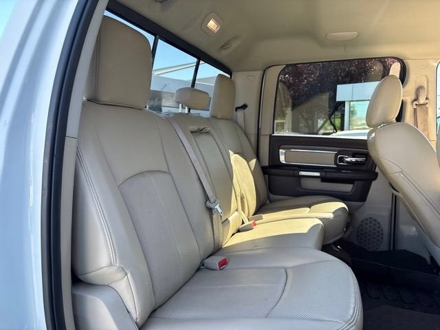 2018 RAM 2500 Laramie Crew Cab 4x4 6'4" Box