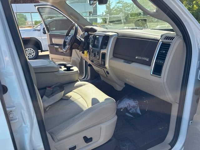 2018 RAM 2500 Laramie Crew Cab 4x4 6'4" Box
