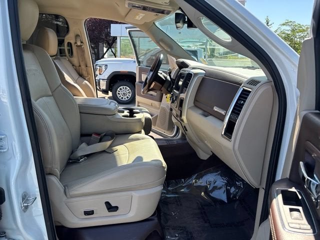 2018 RAM 2500 Laramie Crew Cab 4x4 6'4" Box