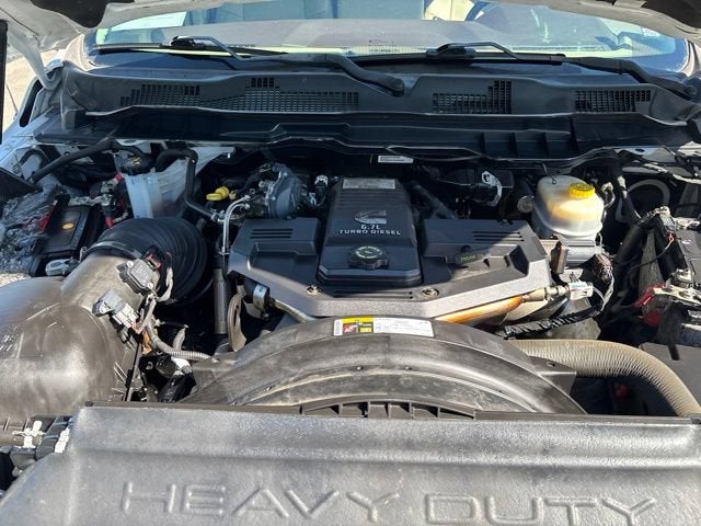 2018 RAM 2500 Laramie Crew Cab 4x4 6'4" Box
