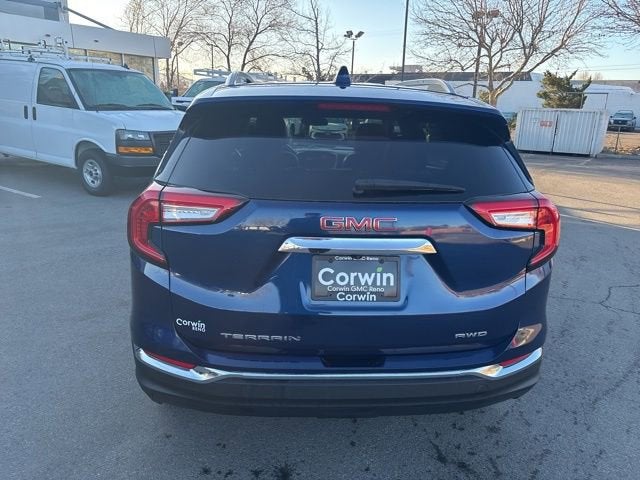 2023 GMC Terrain SLT