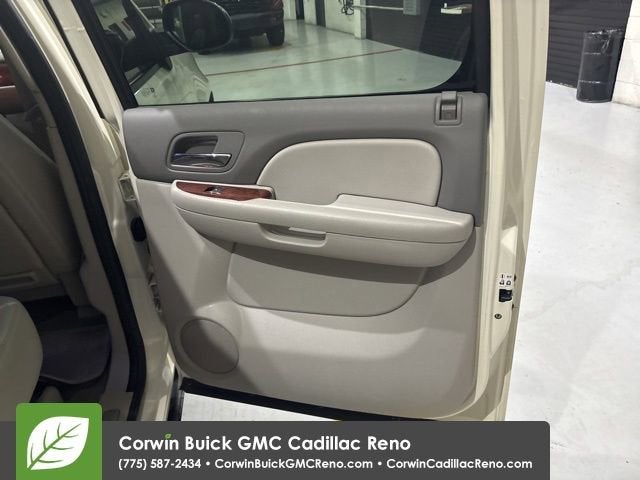 2012 Chevrolet Avalanche LTZ