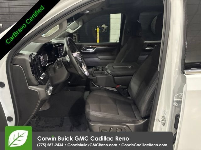 2025 GMC Sierra 1500 SLE