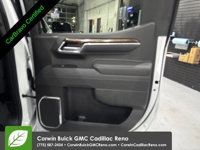 2025 GMC Sierra 1500 SLE