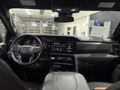 2025 GMC Sierra 1500 AT4