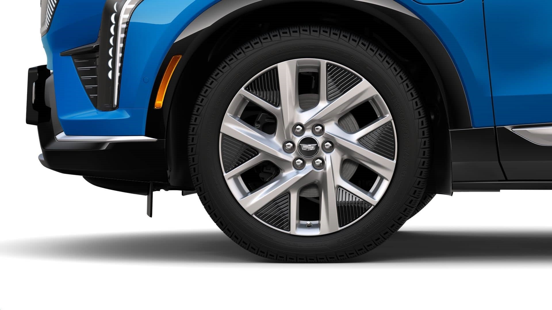 2025 Cadillac OPTIQ Luxury 1